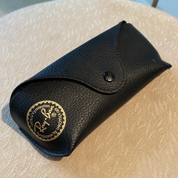 Ray-Ban RB3016 Clubmaster - Picture 5 of 6